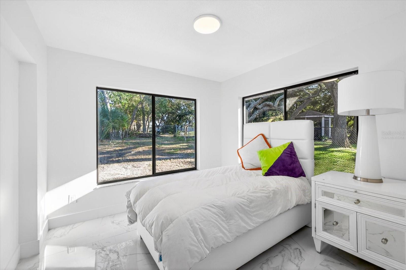 FOREST OAKS - Residential