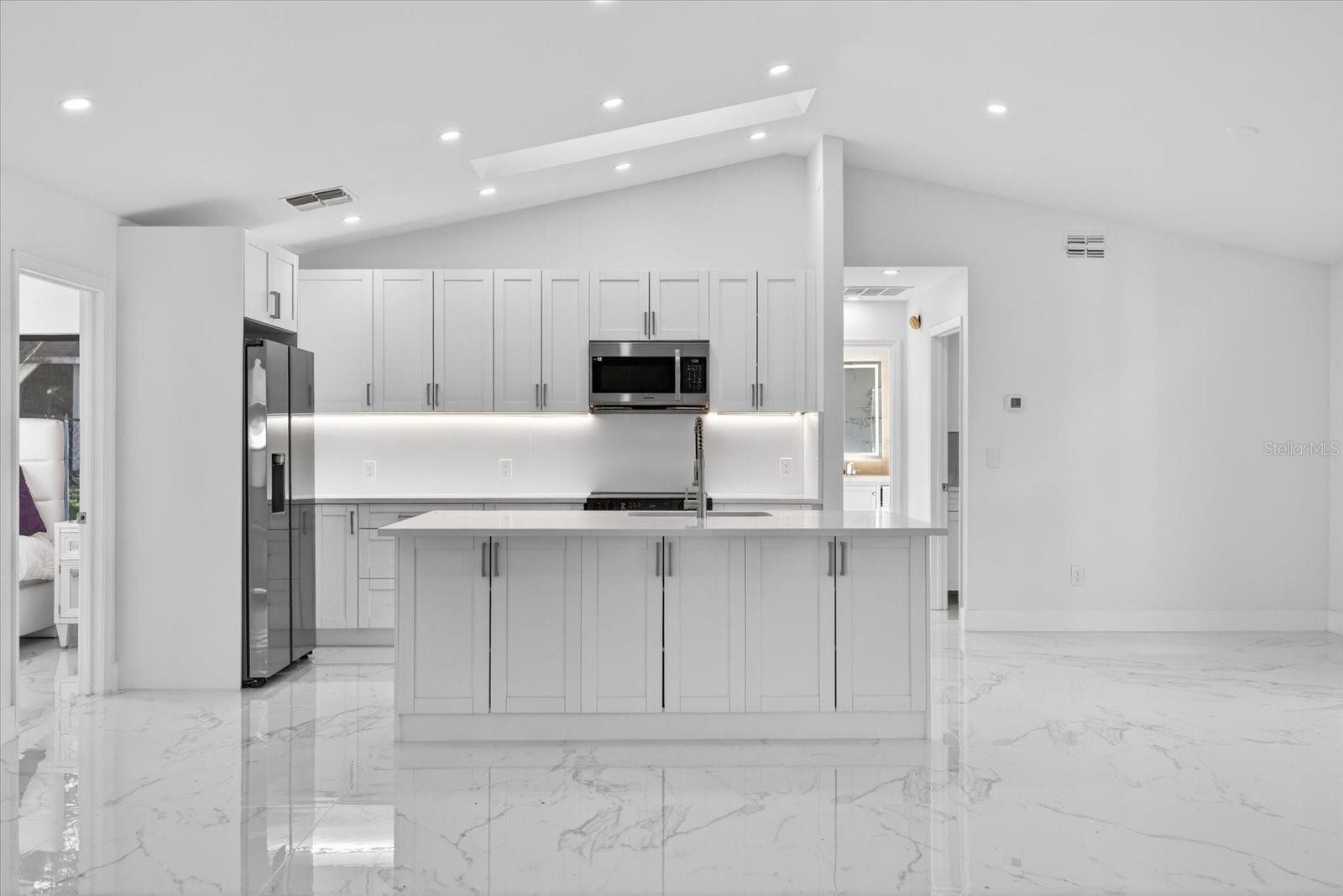 FOREST OAKS - Residential