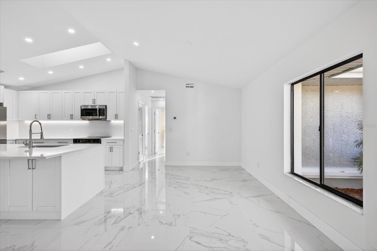 FOREST OAKS - Residential