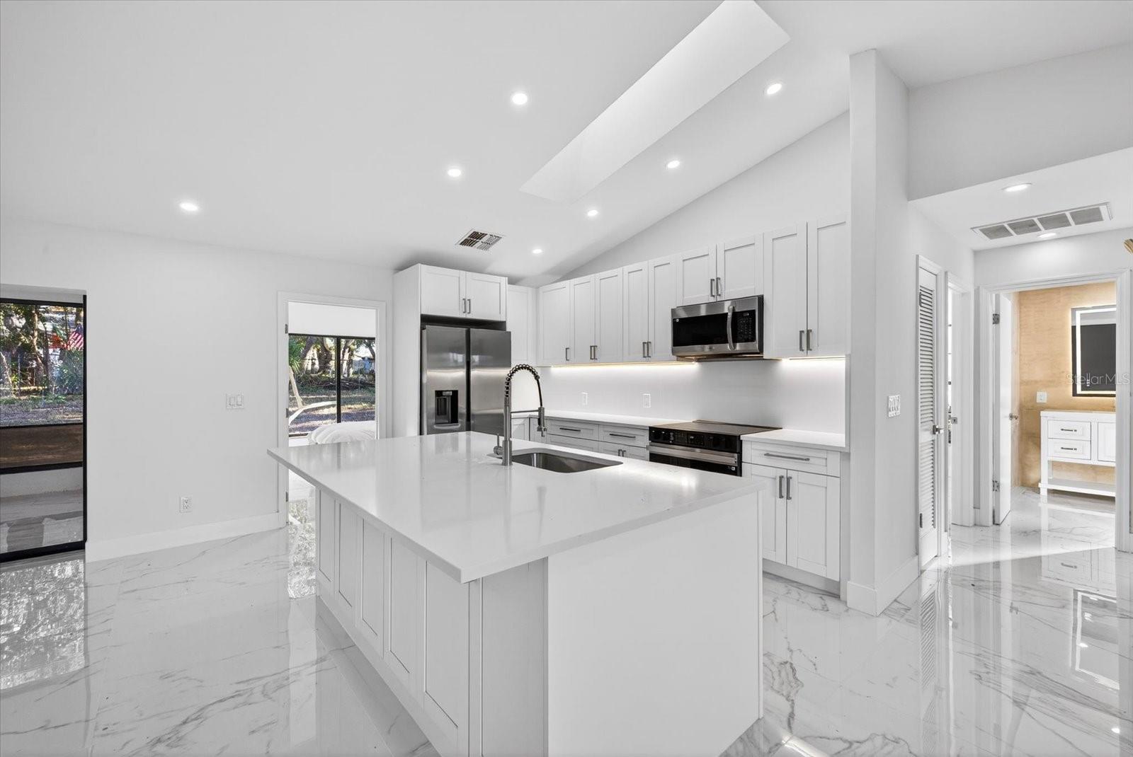 FOREST OAKS - Residential