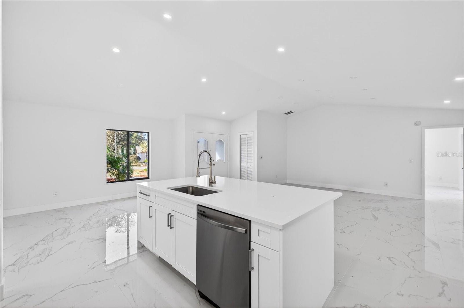 FOREST OAKS - Residential