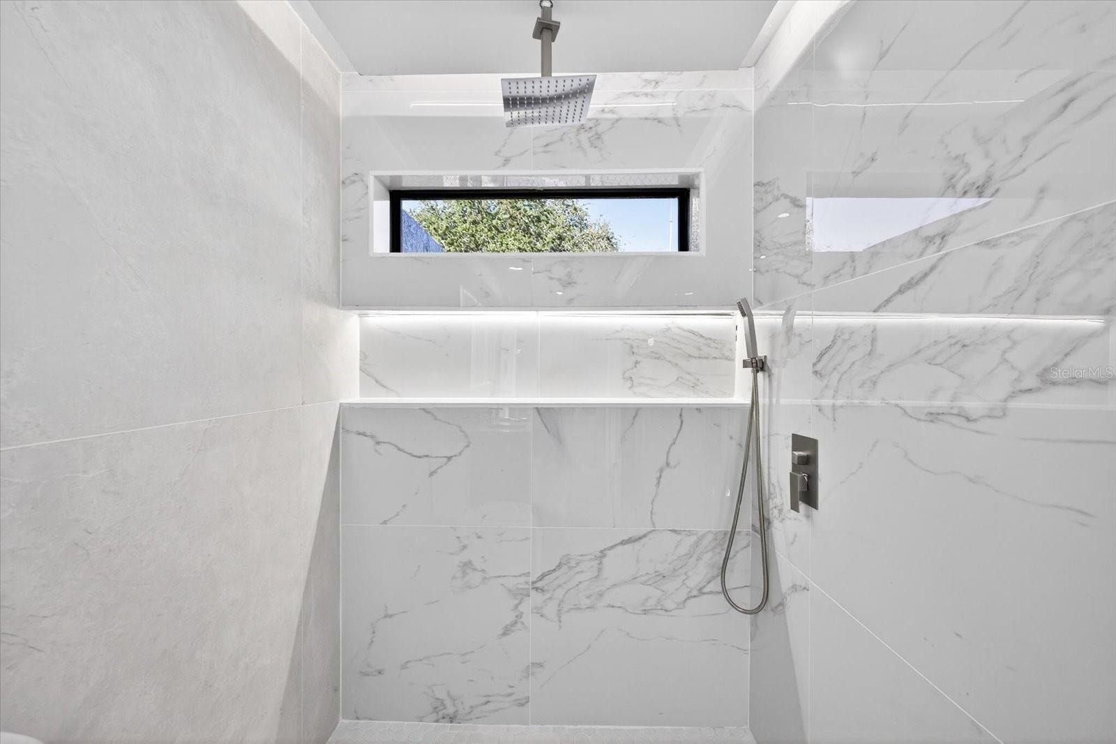 FOREST OAKS - Residential