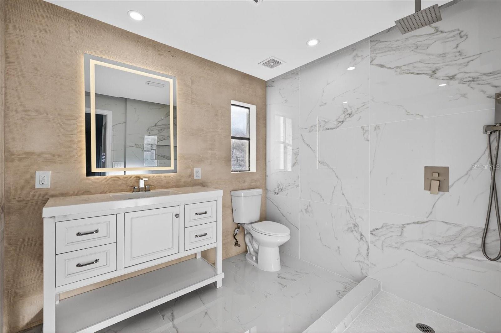 FOREST OAKS - Residential