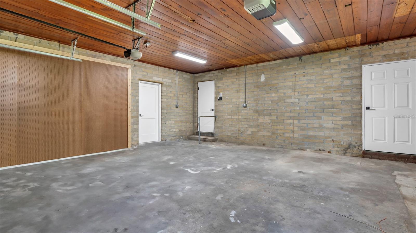 MAYFAIR SUB - Residential Lease