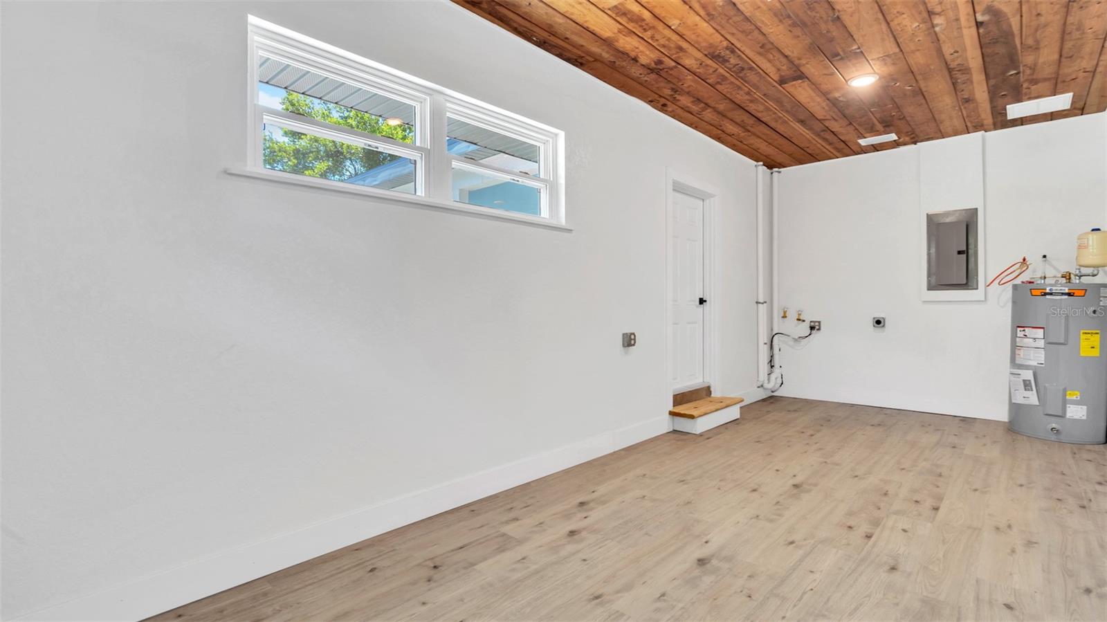 MAYFAIR SUB - Residential Lease