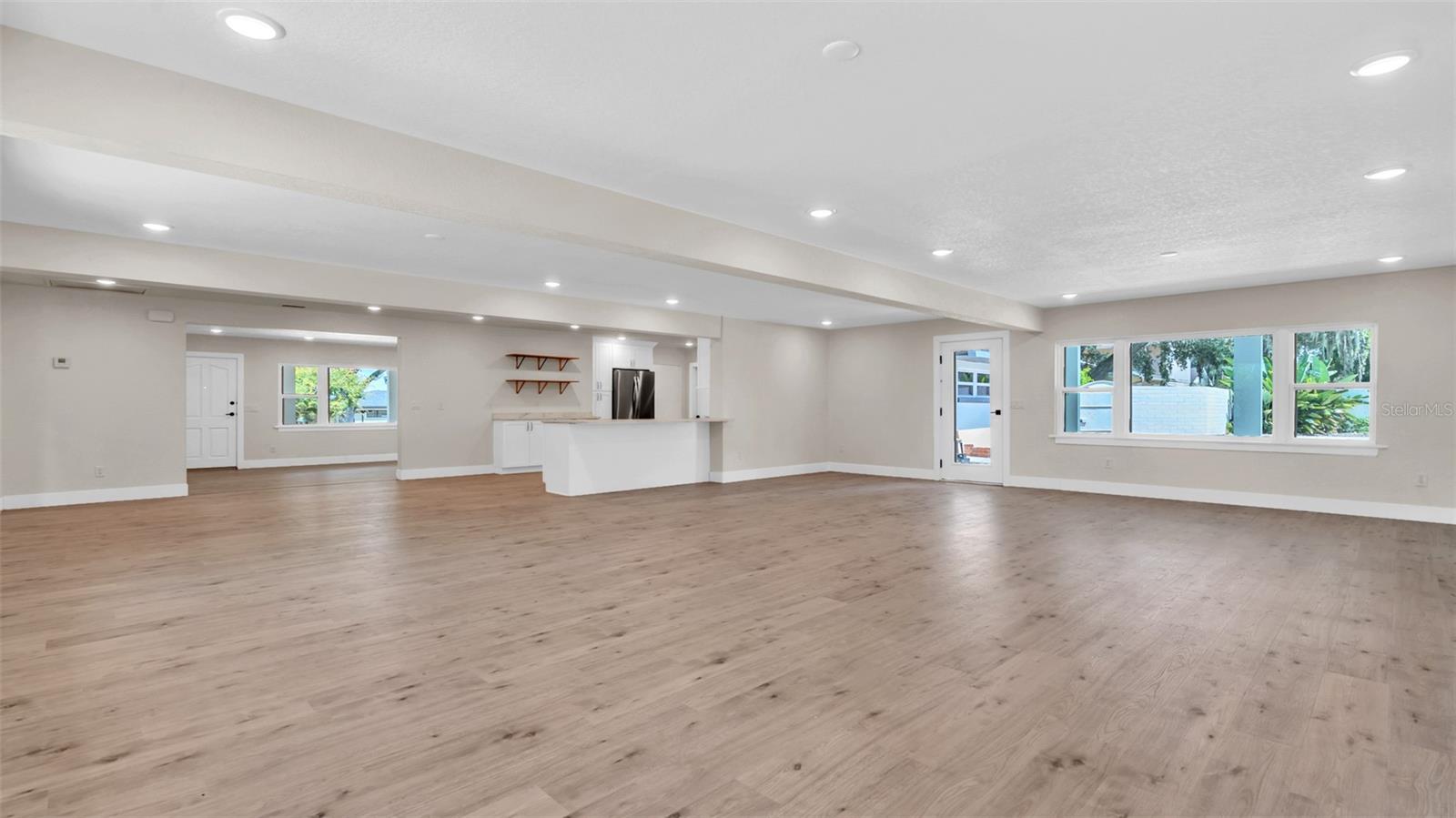 MAYFAIR SUB - Residential Lease