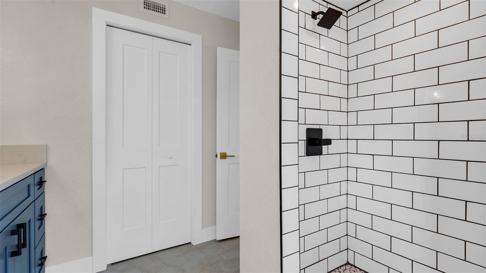 MAYFAIR SUB - Residential Lease