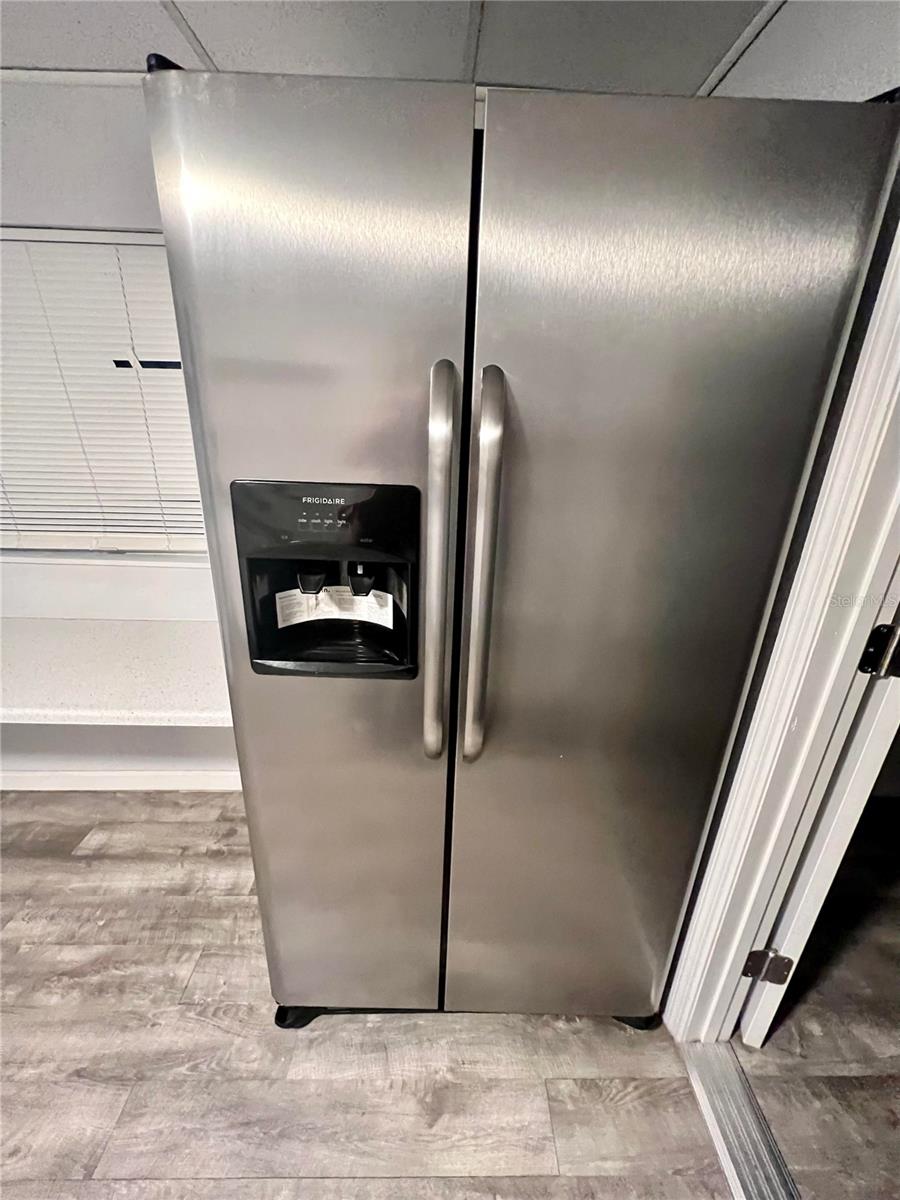 BAYOU MANOR - Residential Lease