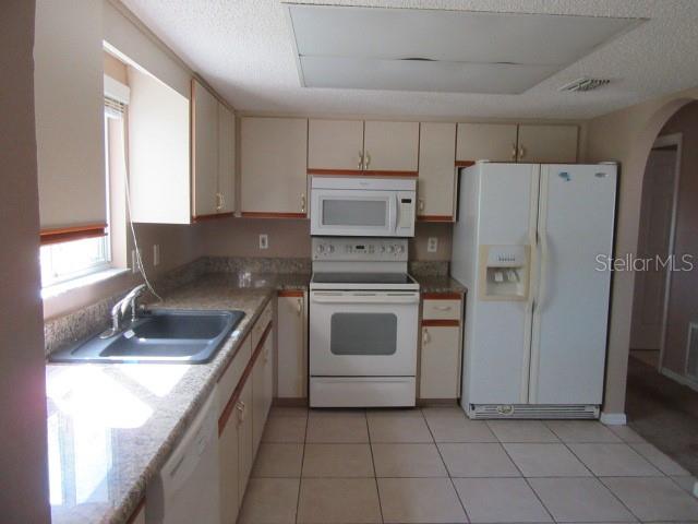 SPRUCE CREEK SOUTH 04 - Residential