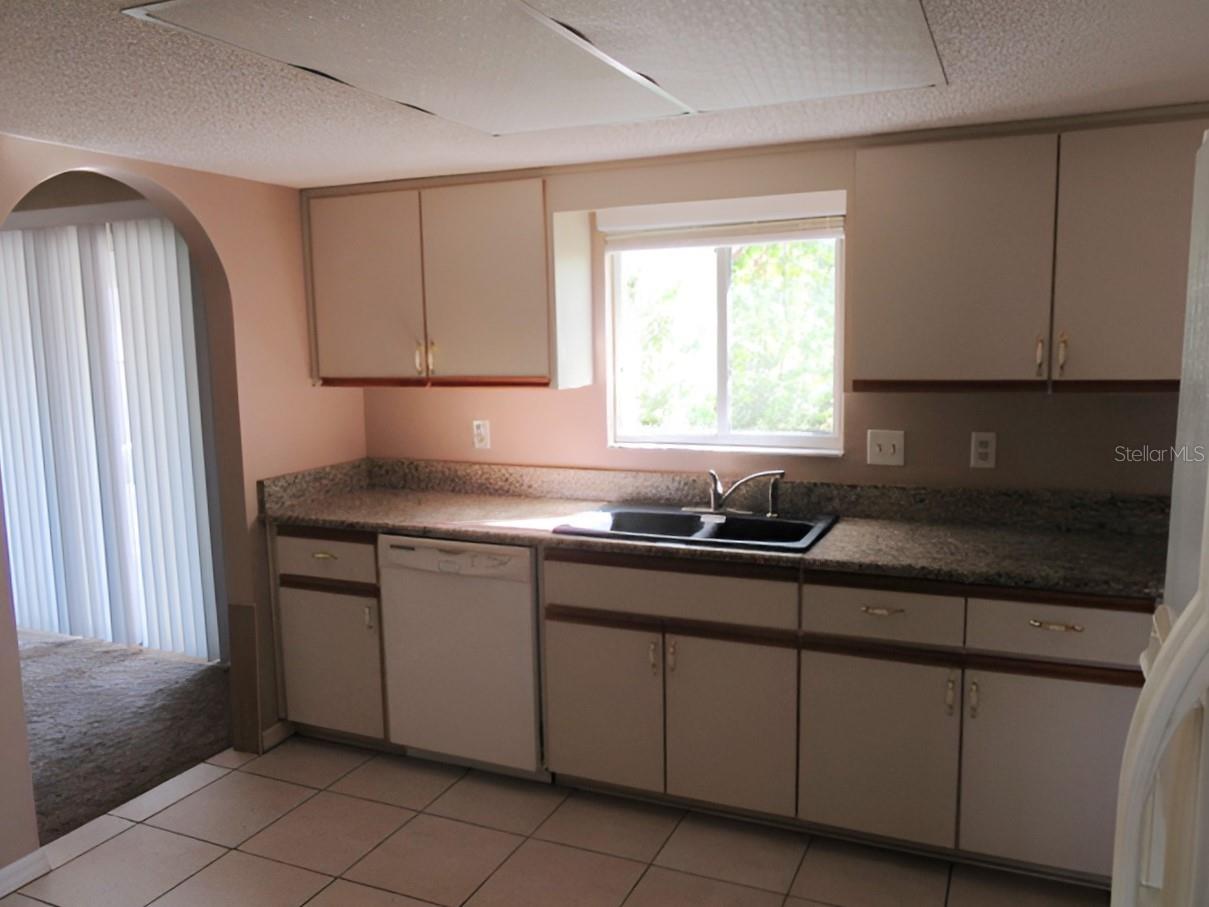 SPRUCE CREEK SOUTH 04 - Residential