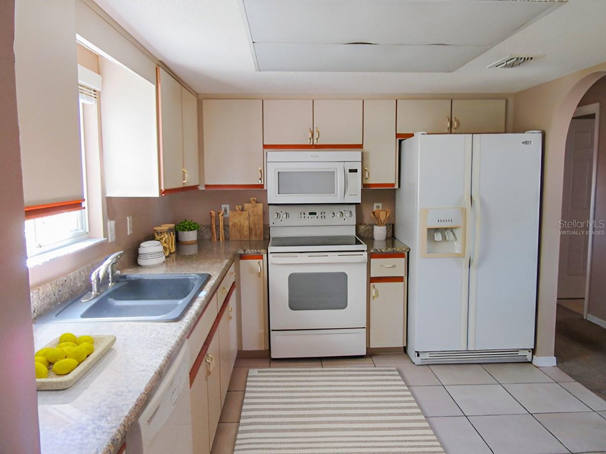 SPRUCE CREEK SOUTH 04 - Residential