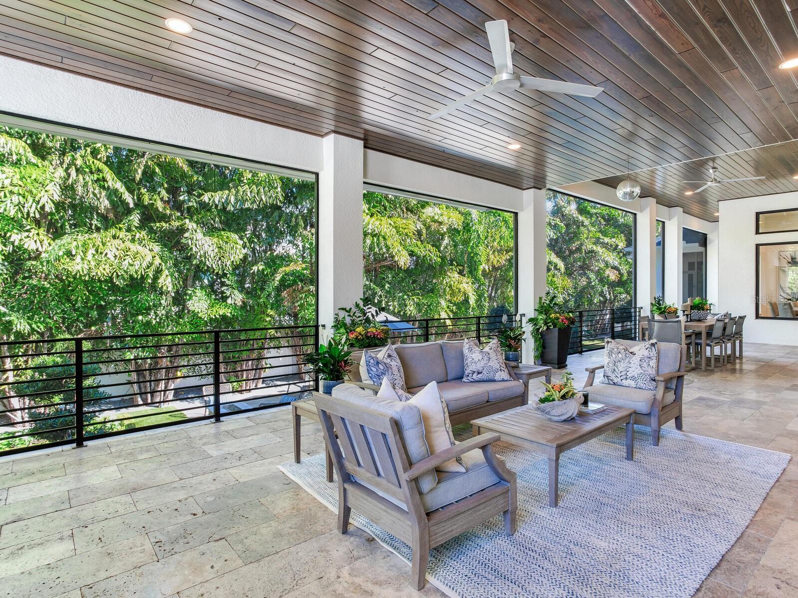 SUNSET PARK - Residential