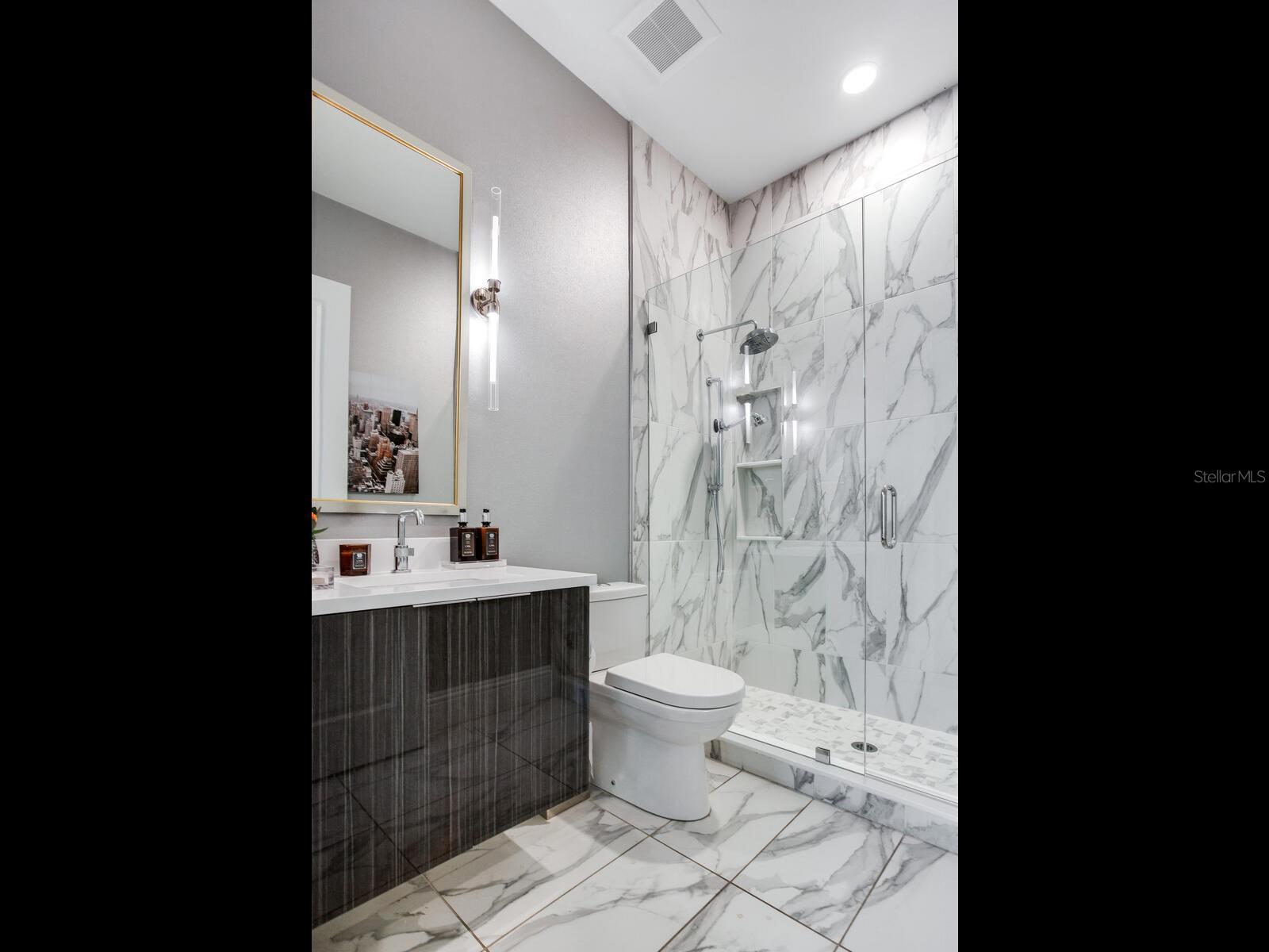 SUNSET PARK - Residential