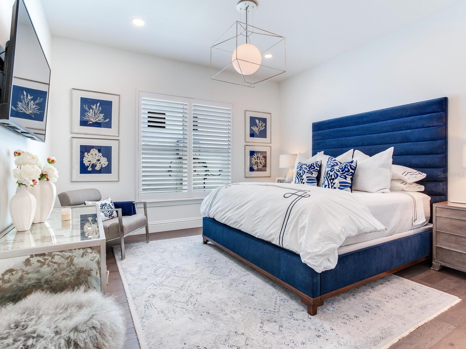 SUNSET PARK - Residential