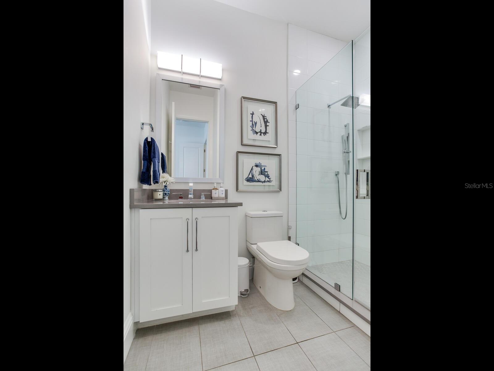 SUNSET PARK - Residential