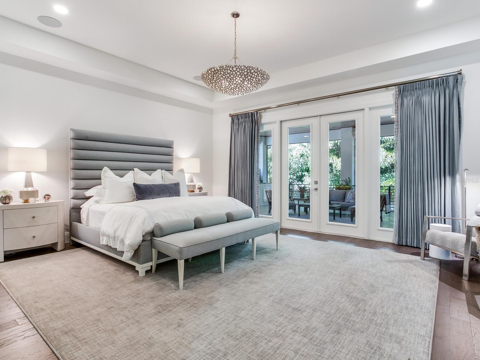 SUNSET PARK - Residential