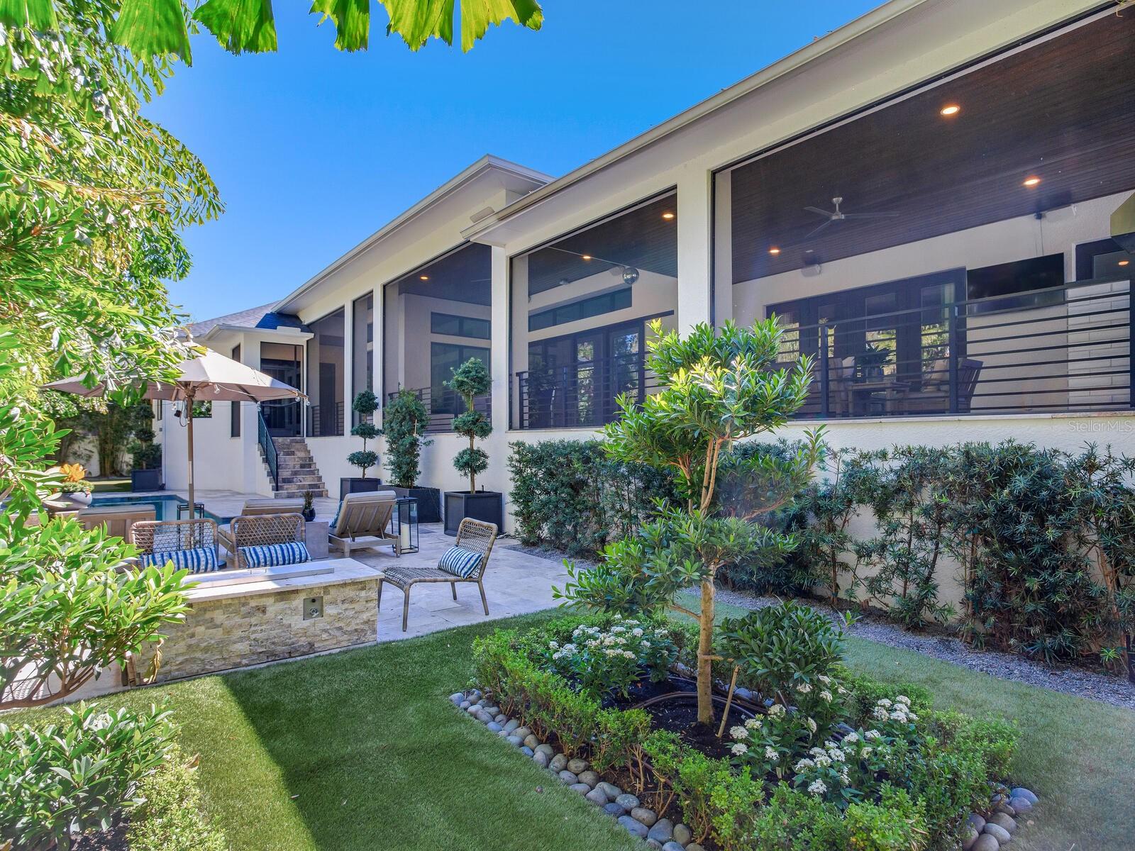 SUNSET PARK - Residential