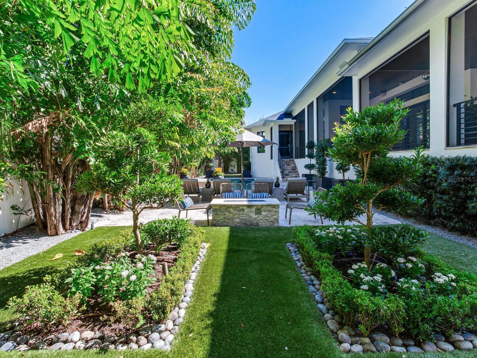 SUNSET PARK - Residential