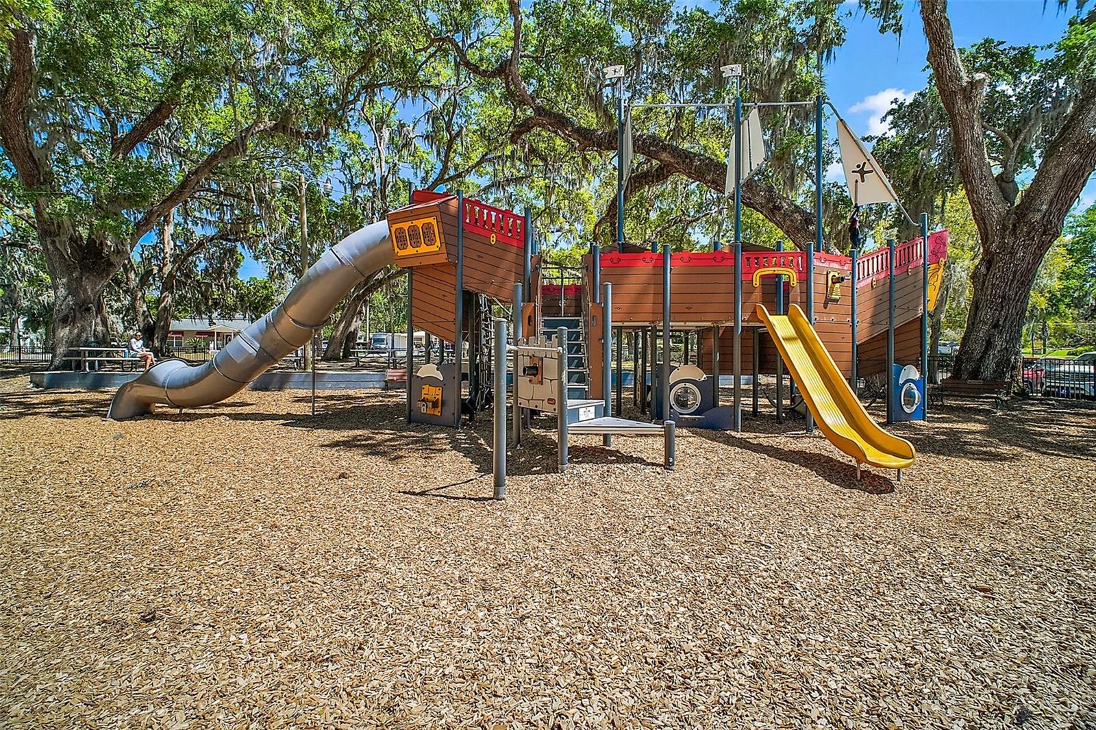 MOUNT DORA HIGH POINT AT LAKE DORA - Residential