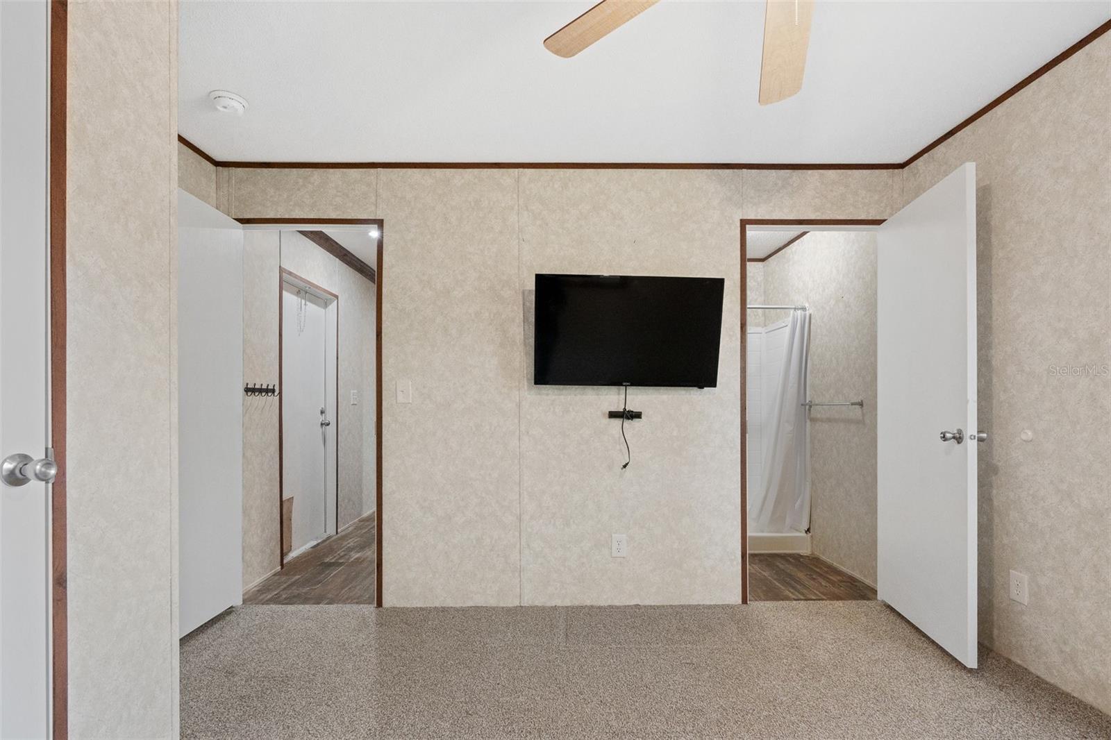 RAINBOW PARK - Residential