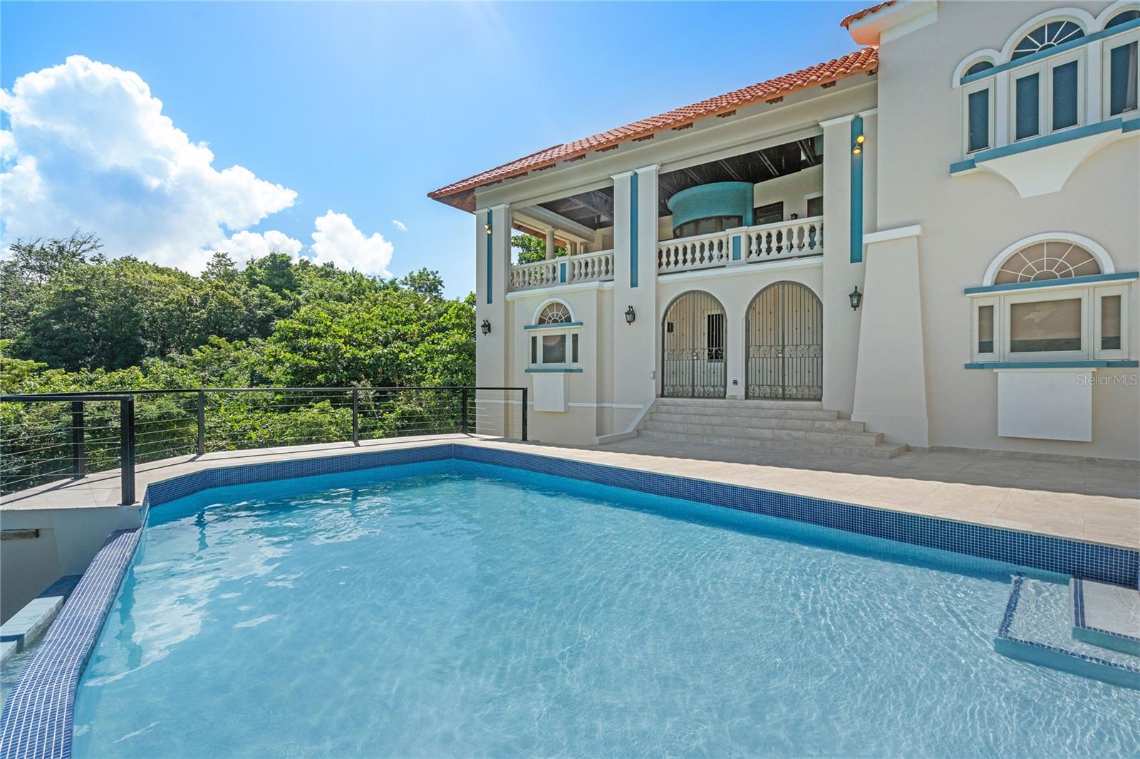 HARBOUR LIGHTS ESTATES - Residential