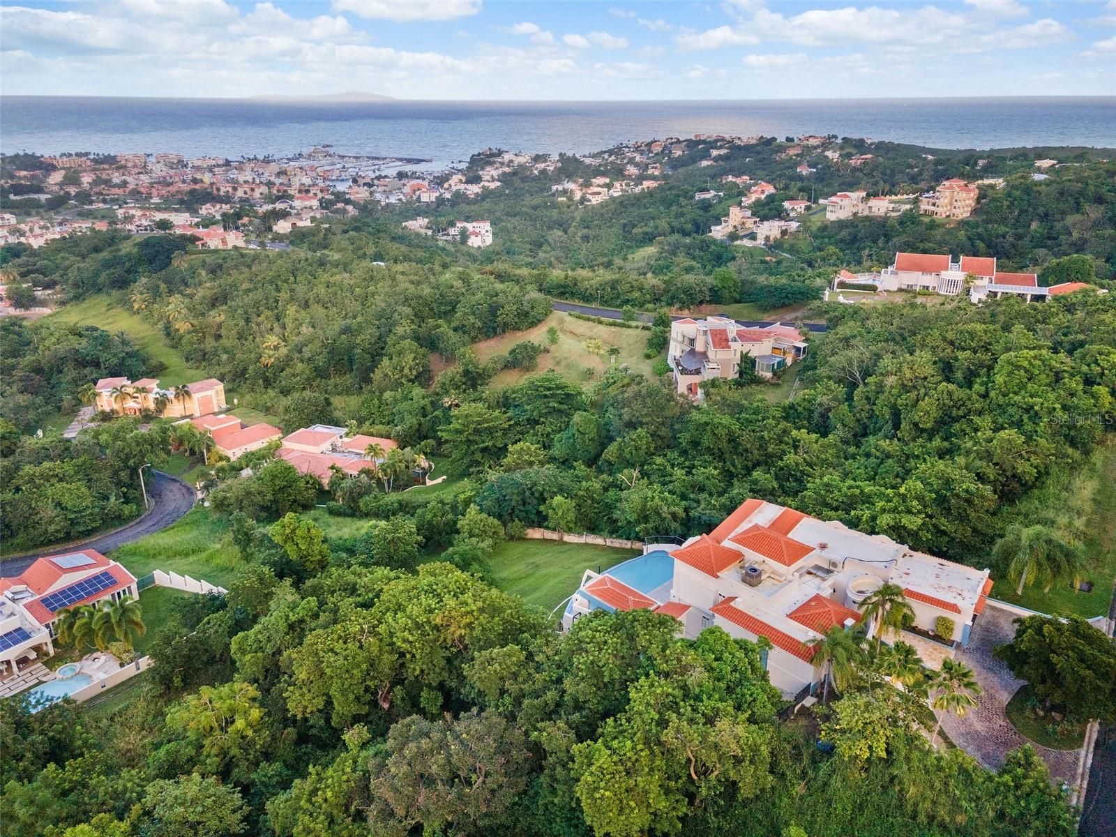 HARBOUR LIGHTS ESTATES - Residential