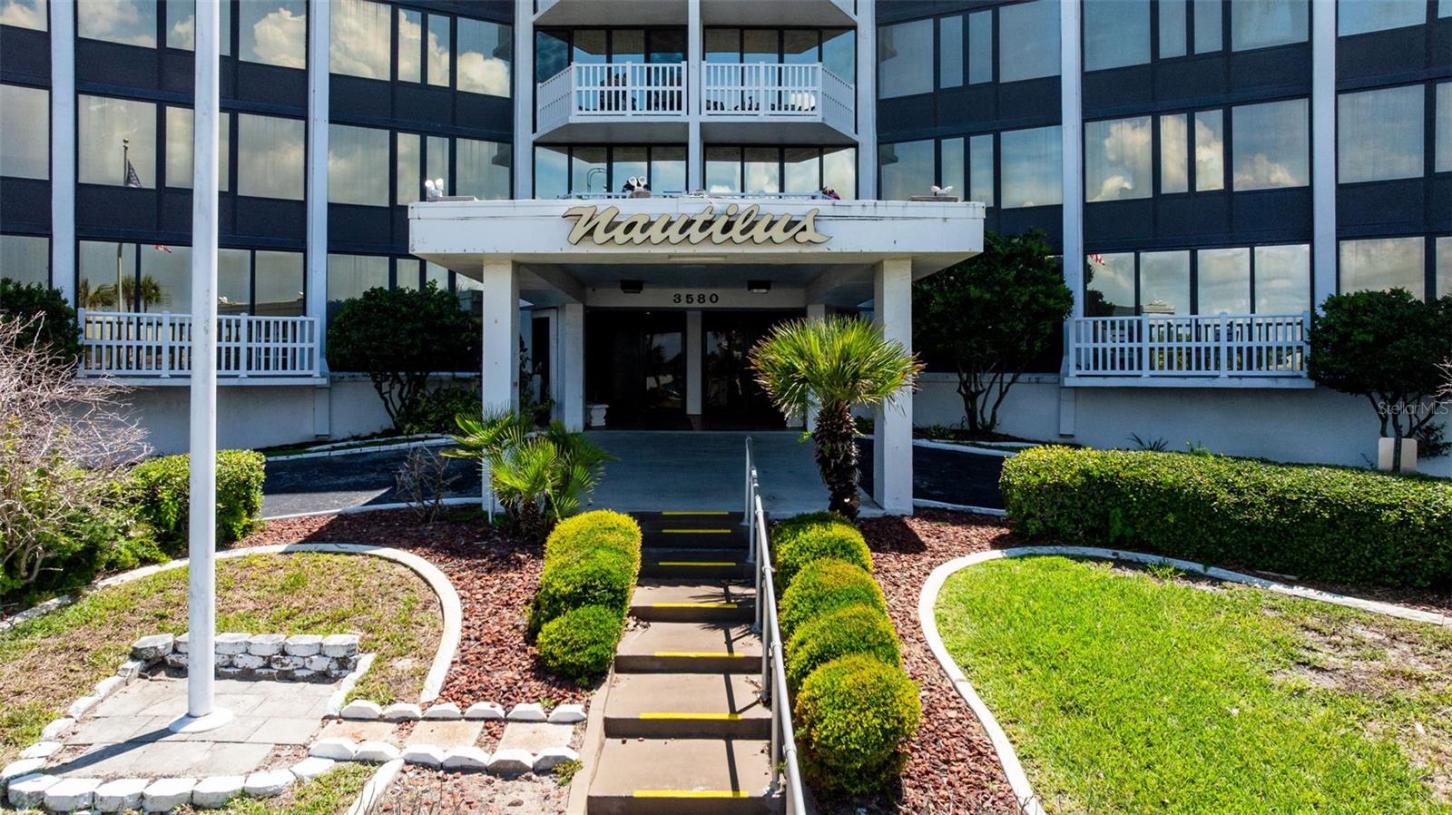NAUTILUS CONDO - Residential