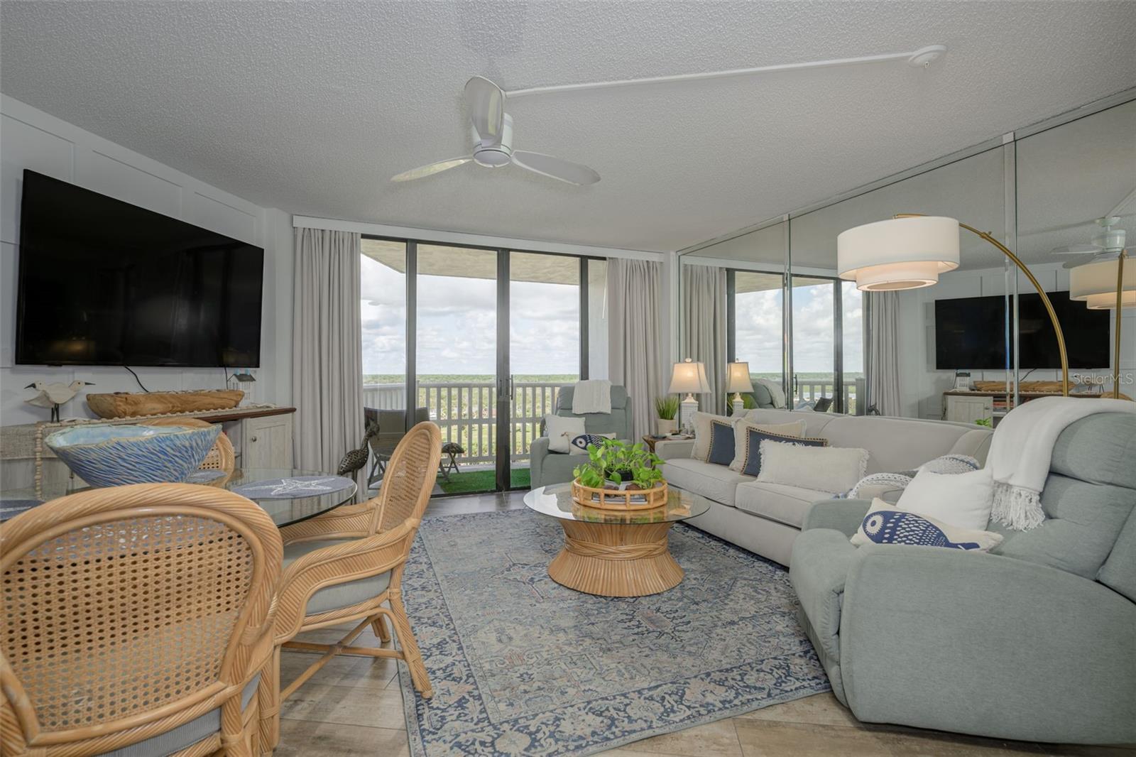 NAUTILUS CONDO - Residential