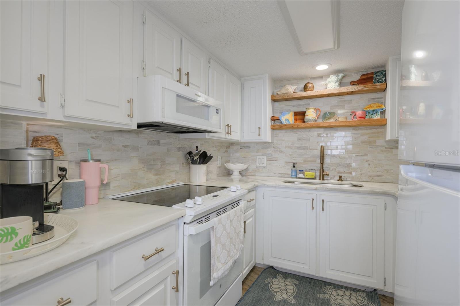 NAUTILUS CONDO - Residential