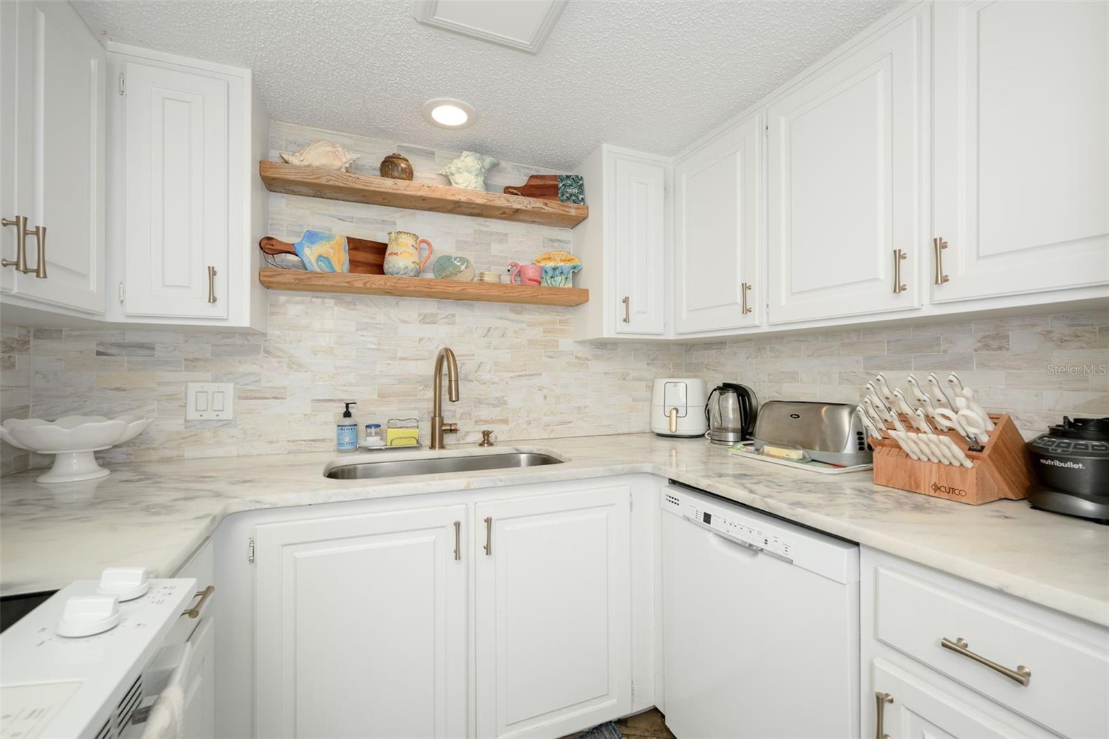 NAUTILUS CONDO - Residential