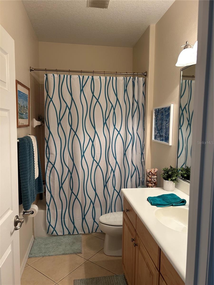 STONEYBROOK AT VENICE UNIT 3 - Residential Lease