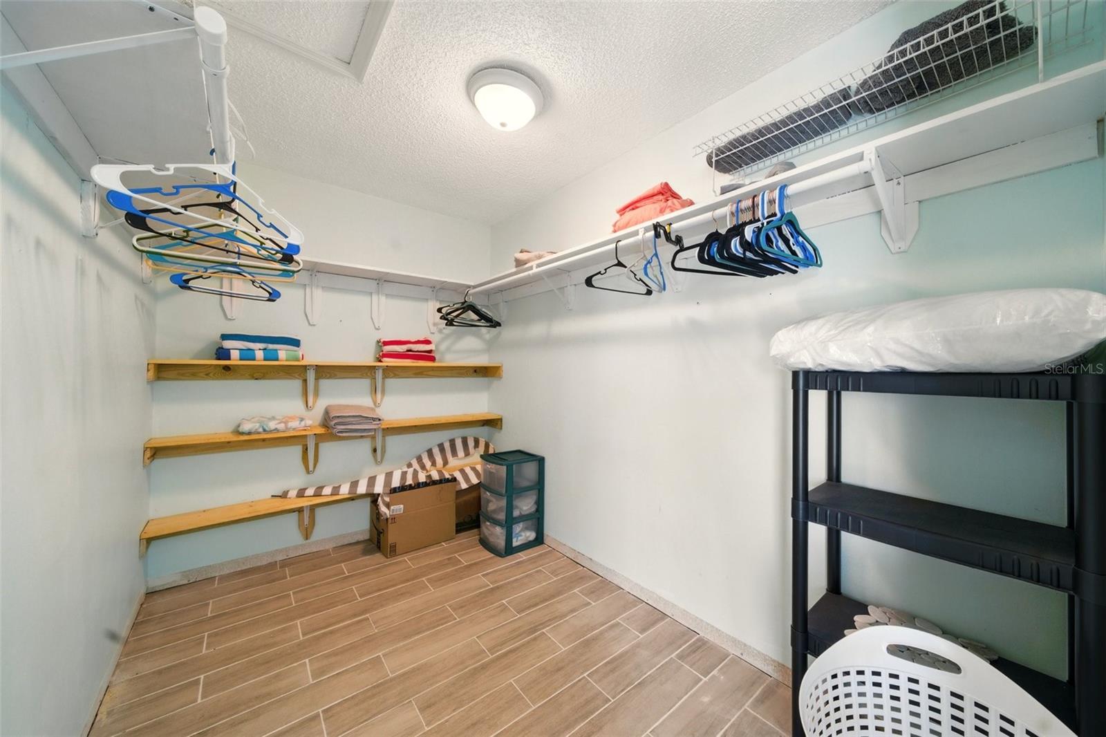 HERNANDO BEACH - Residential