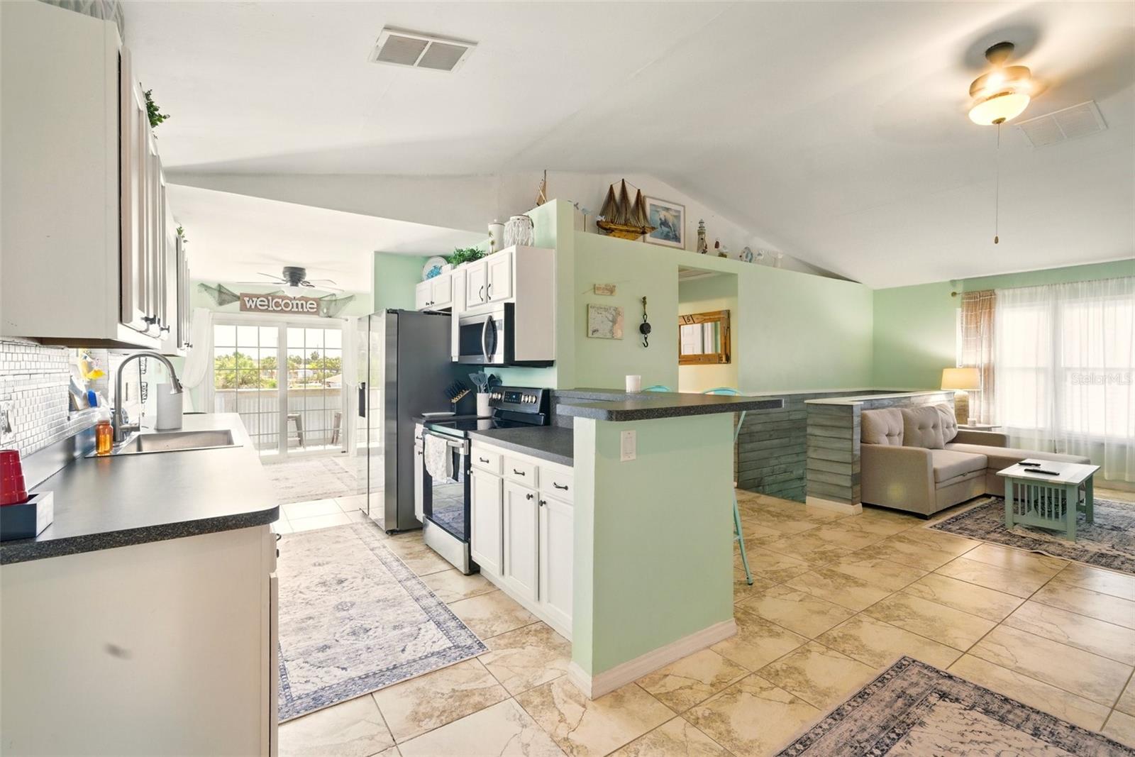 HERNANDO BEACH - Residential