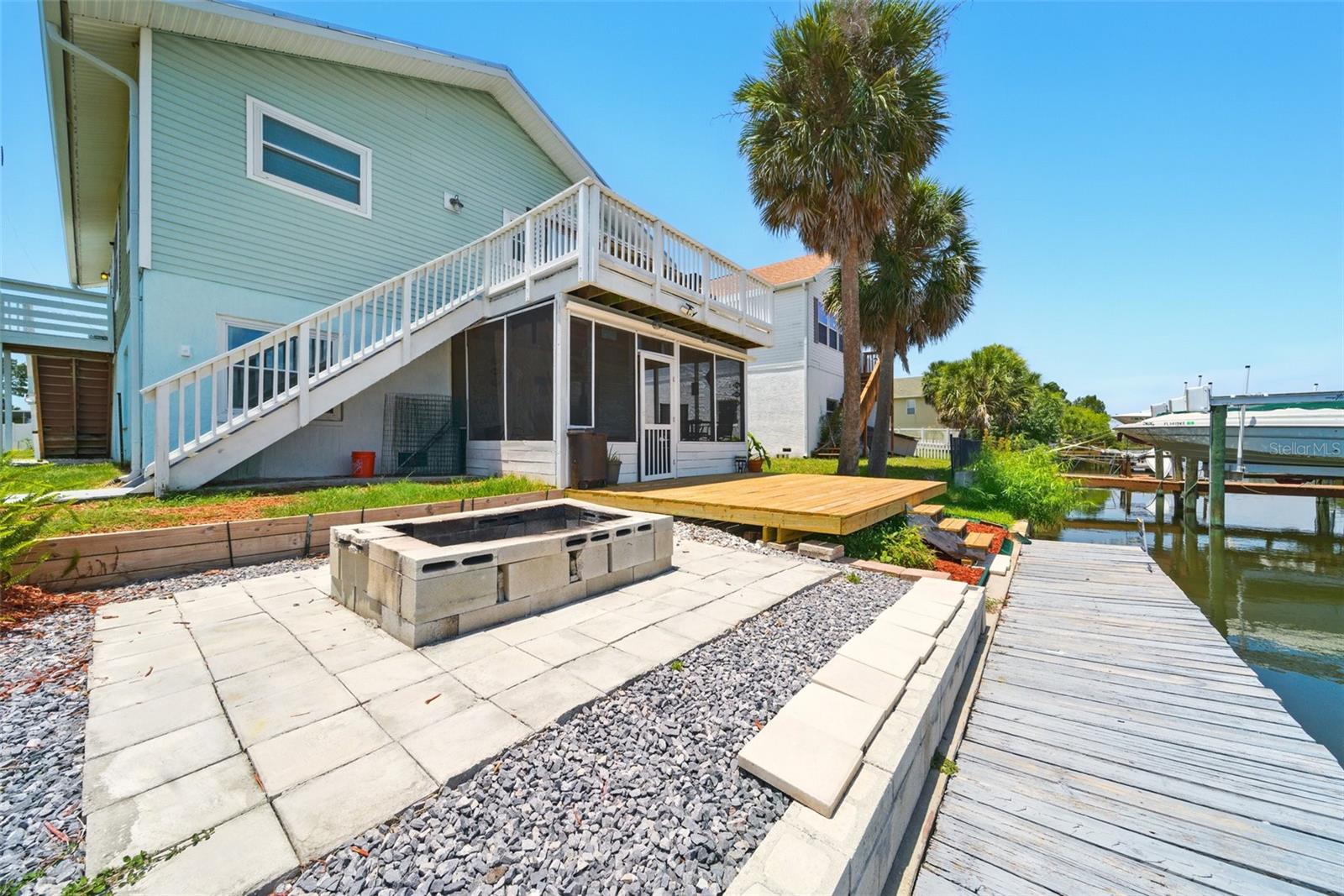 HERNANDO BEACH - Residential