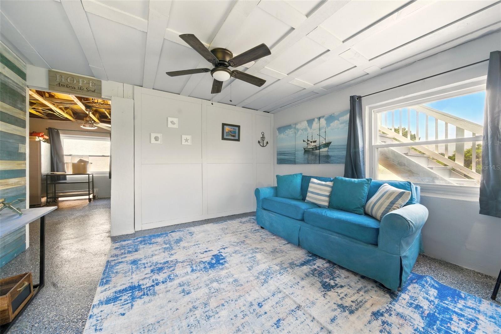 HERNANDO BEACH - Residential