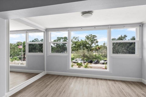 33 S Gulfstream Avenue 307, Sarasota, FL 34236