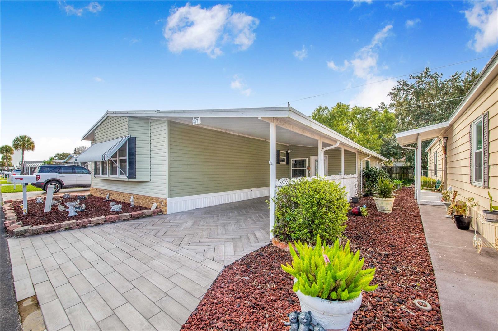 4171 ROLLING OAKS DRIVE