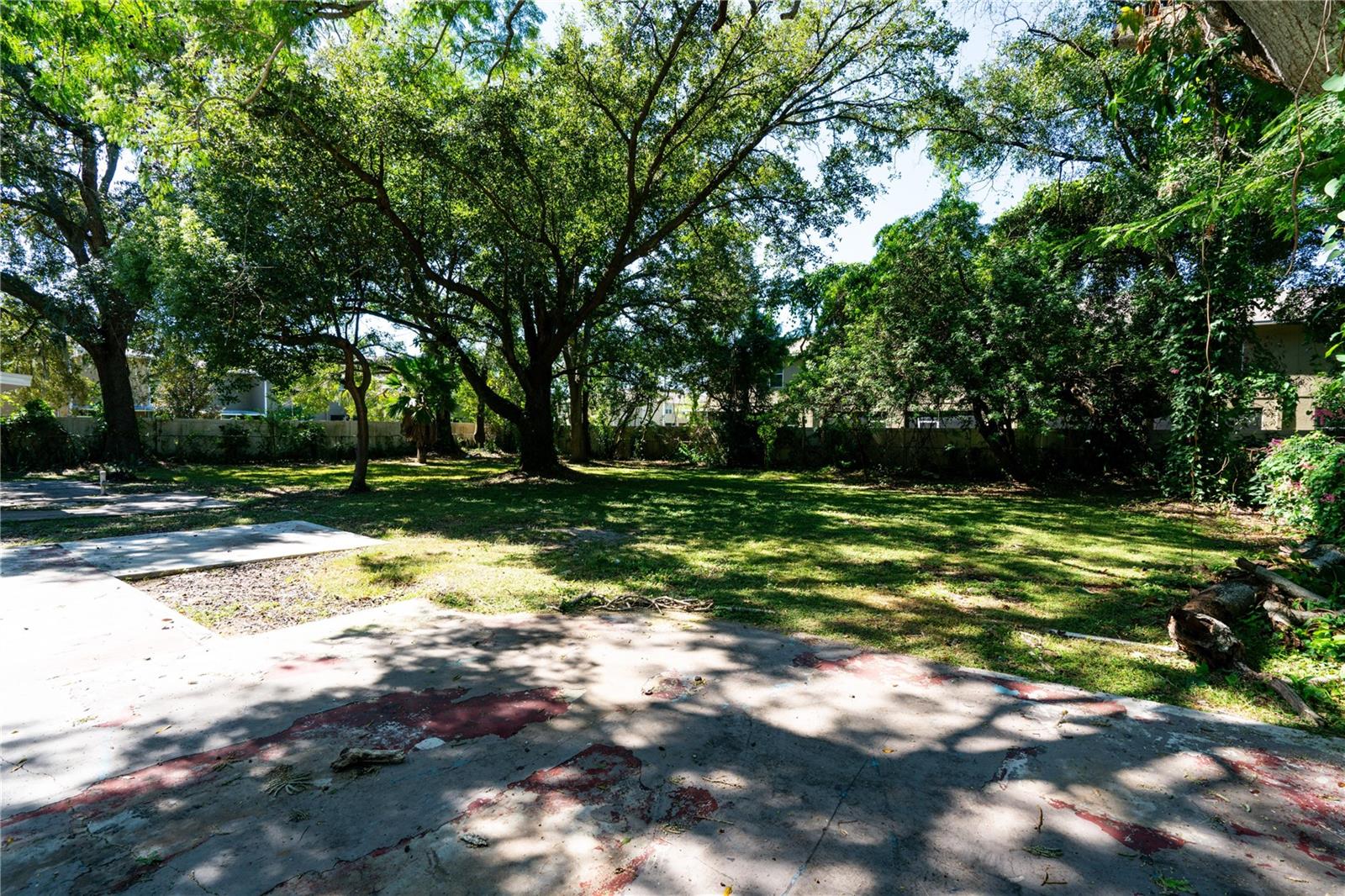 UNPLATTED - Residential