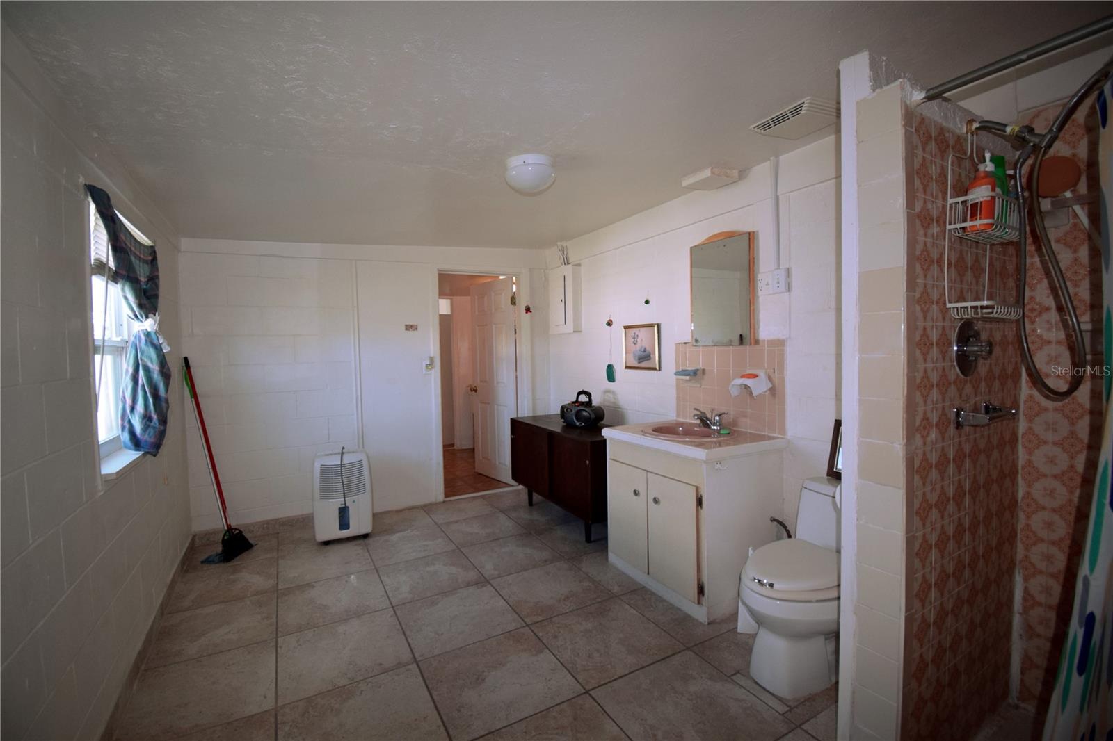 BONITA VILLAGE - Residential