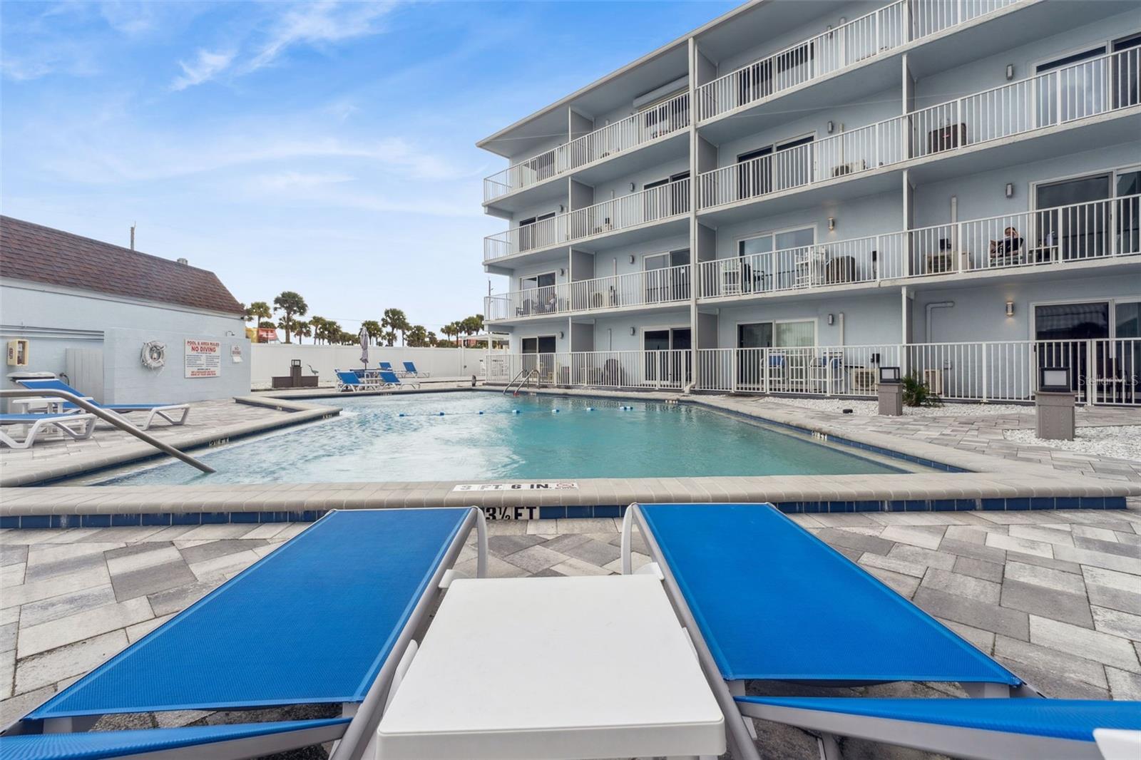 MARINERS COVE CONDO - Residential