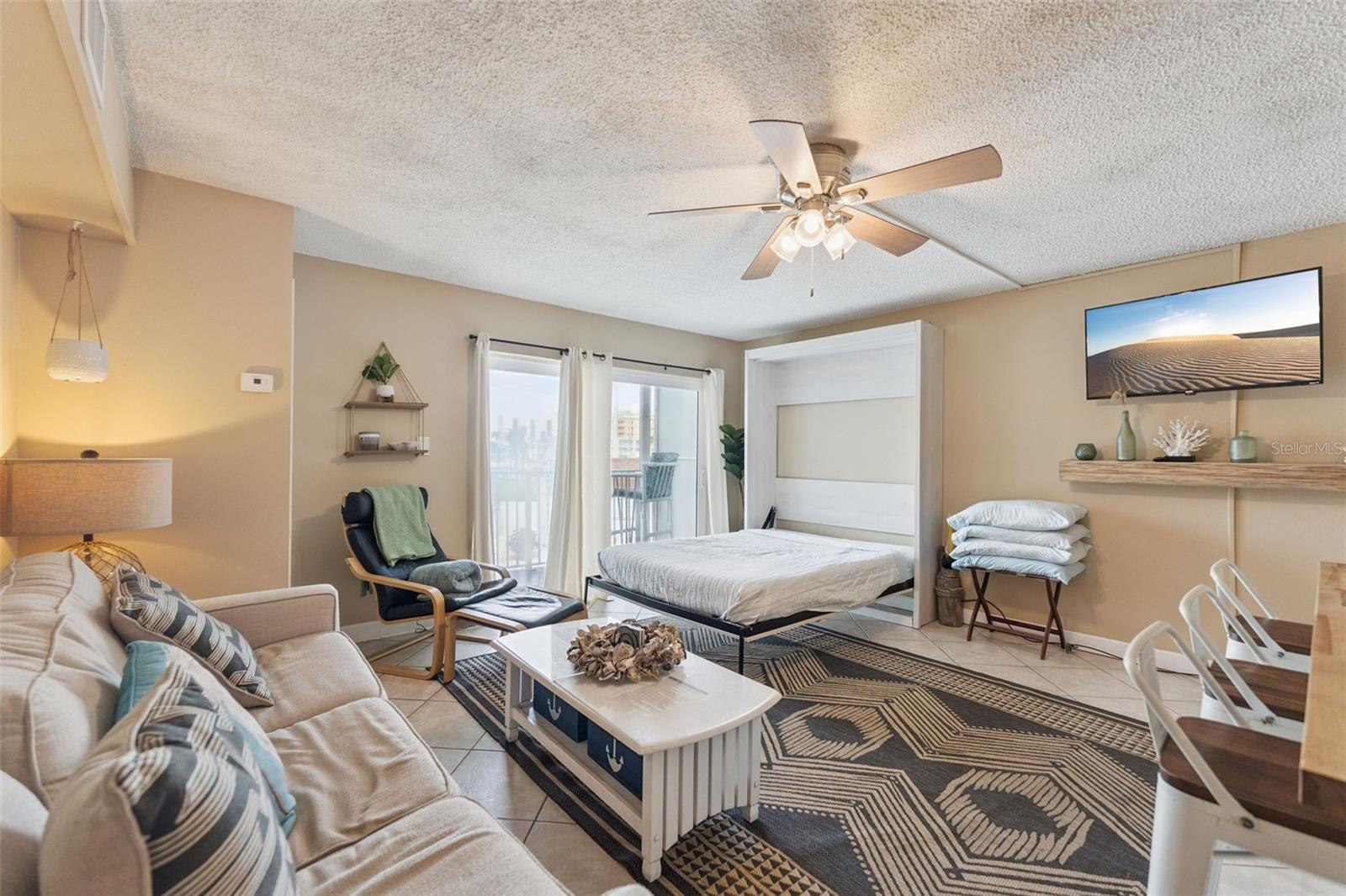 MARINERS COVE CONDO - Residential