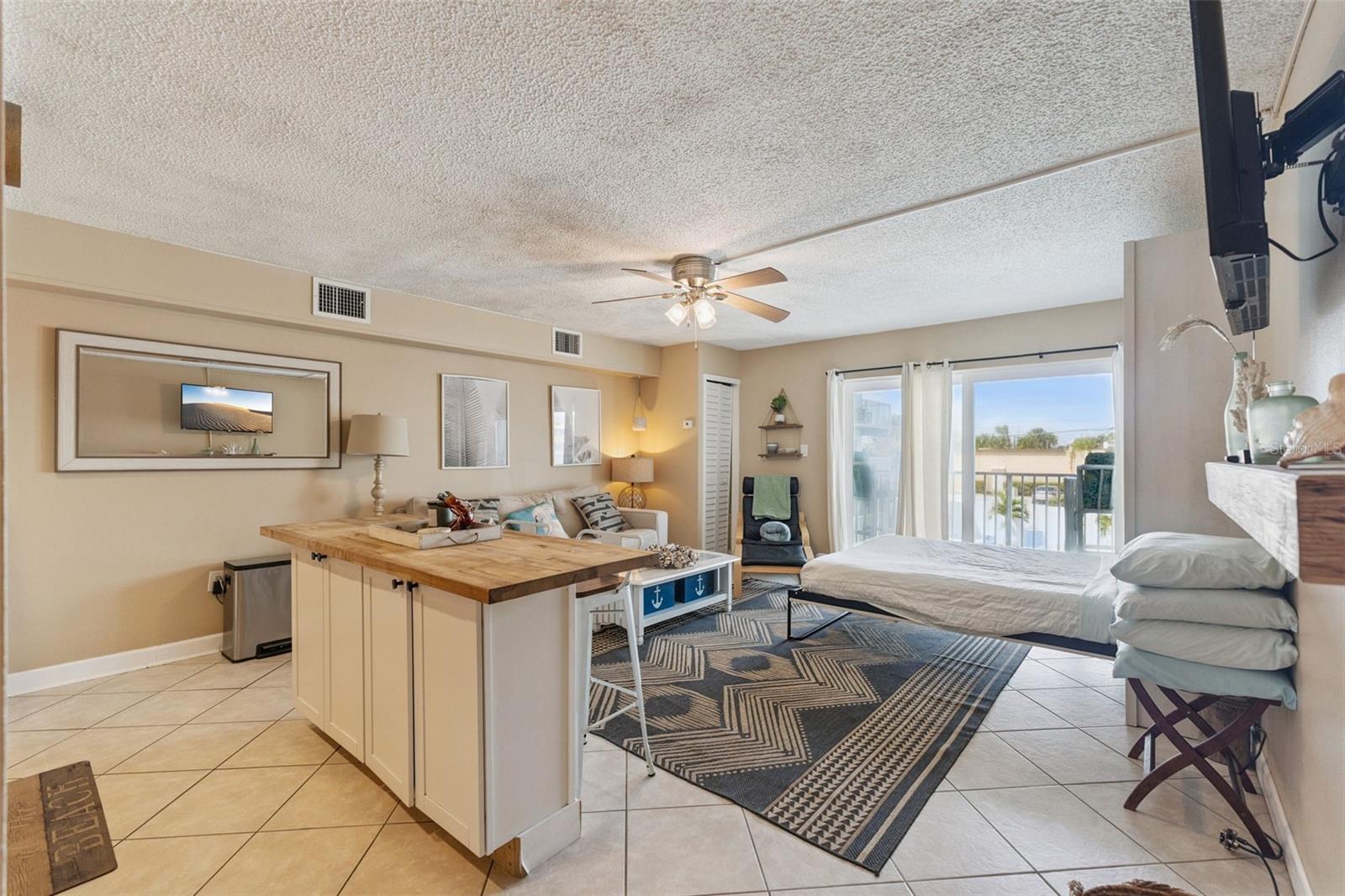 MARINERS COVE CONDO - Residential