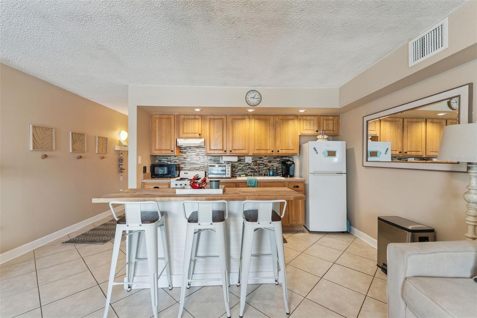 MARINERS COVE CONDO - Residential