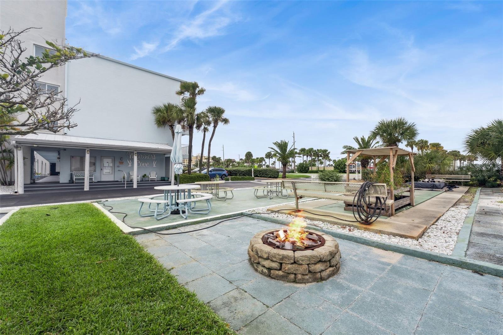 MARINERS COVE CONDO - Residential