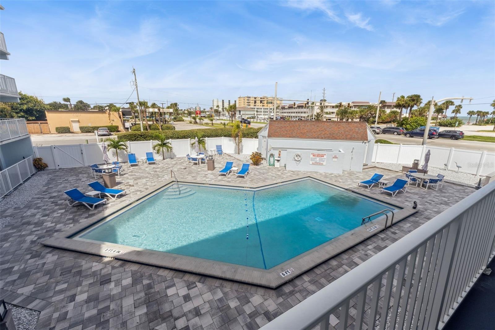 MARINERS COVE CONDO - Residential