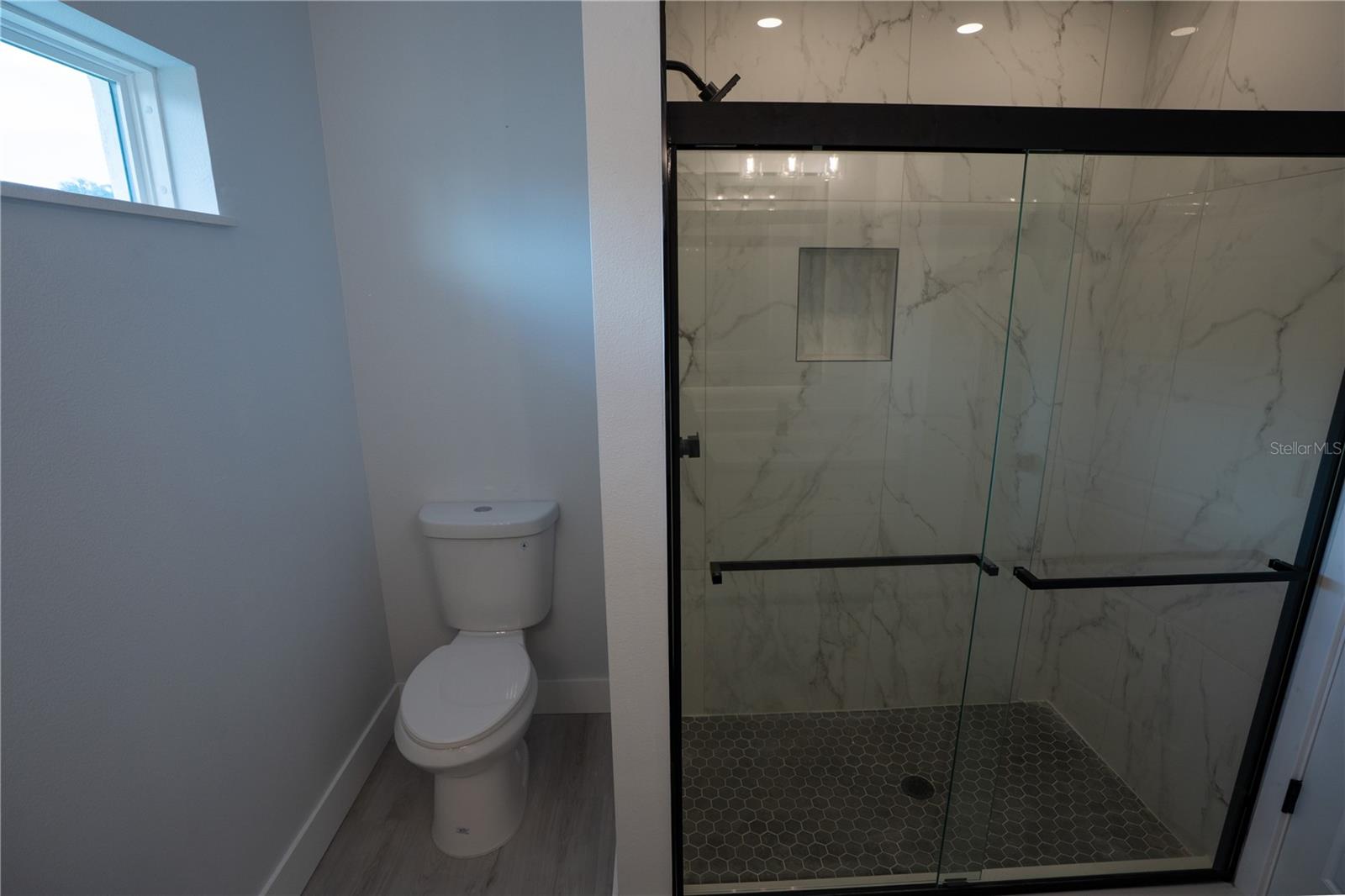 ROLLING RANCH ESTATE - Residential