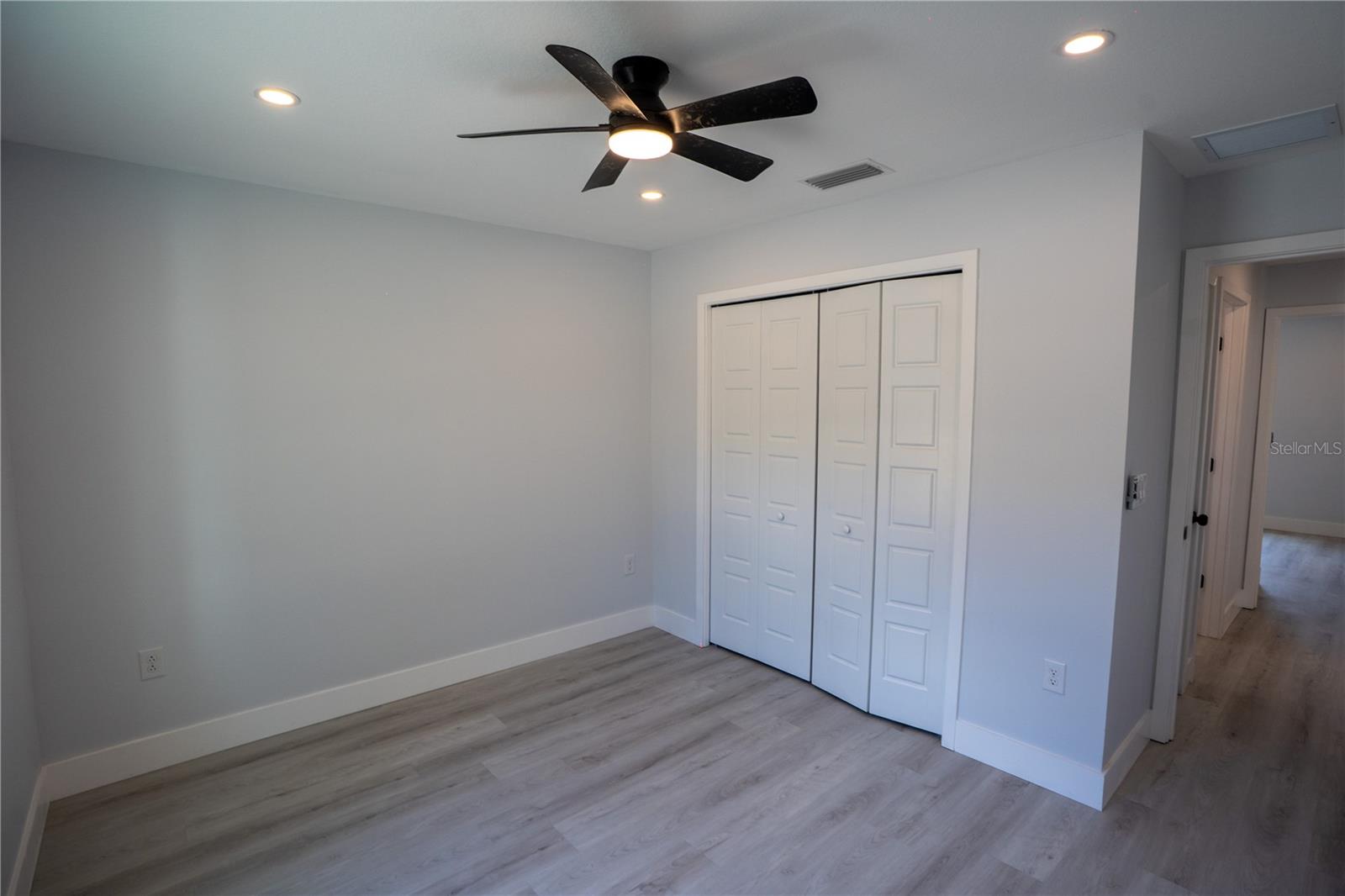 ROLLING RANCH ESTATE - Residential