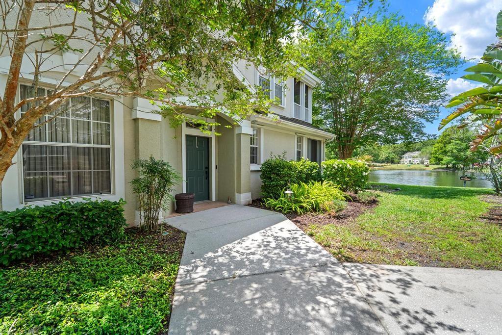 HAMPTON CHASE TWNHMS - Residential