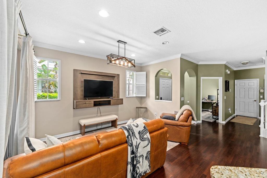 HAMPTON CHASE TWNHMS - Residential