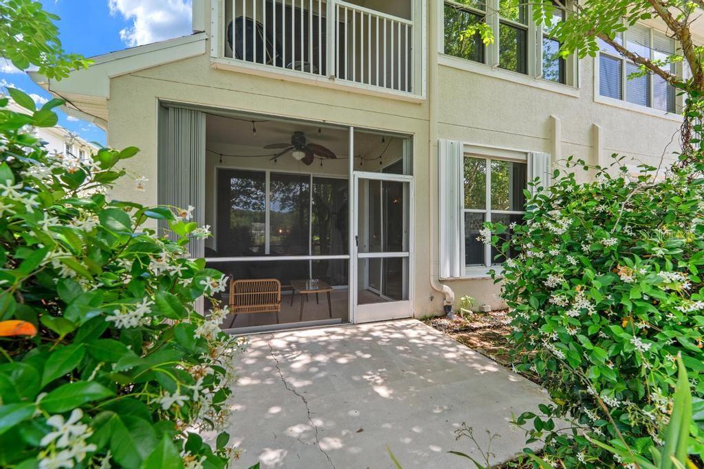 HAMPTON CHASE TWNHMS - Residential
